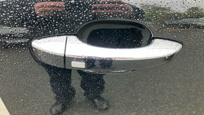 MG Hs 1.5 T-GDI Exclusive 5dr DCT Petrol Hatchback